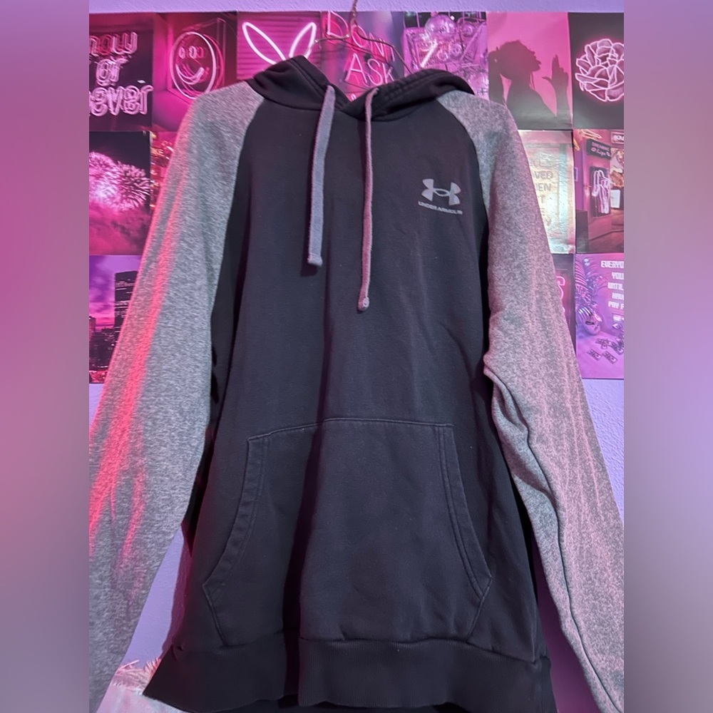 Under Armour Hoodie